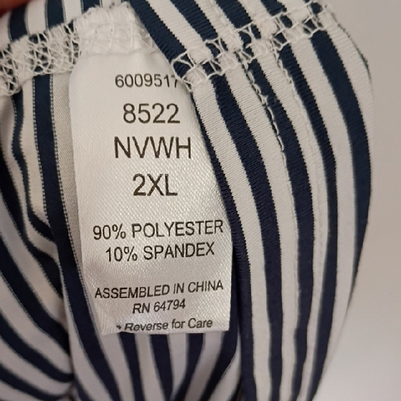 Med Couture Classic Navy and White Striped Shirt Scrubs Long sleeve Top 2XL - Picture 3 of 7